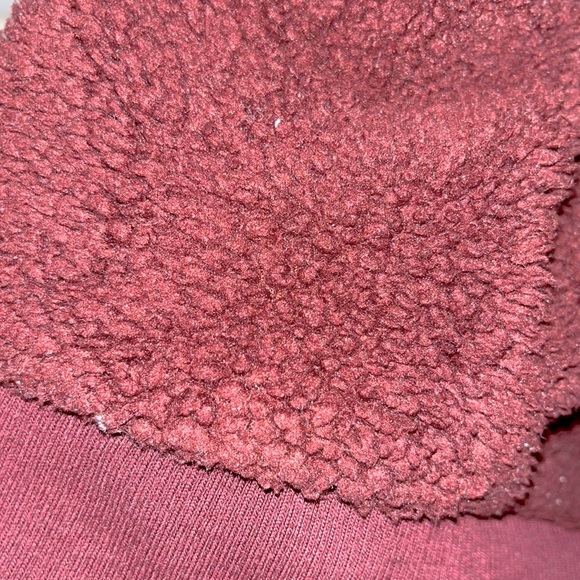Burgundy fleece jacket ❤️ - Picture 2 of 2